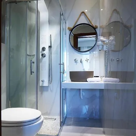 Menel The Tree House- Adults Only Hotel 2*